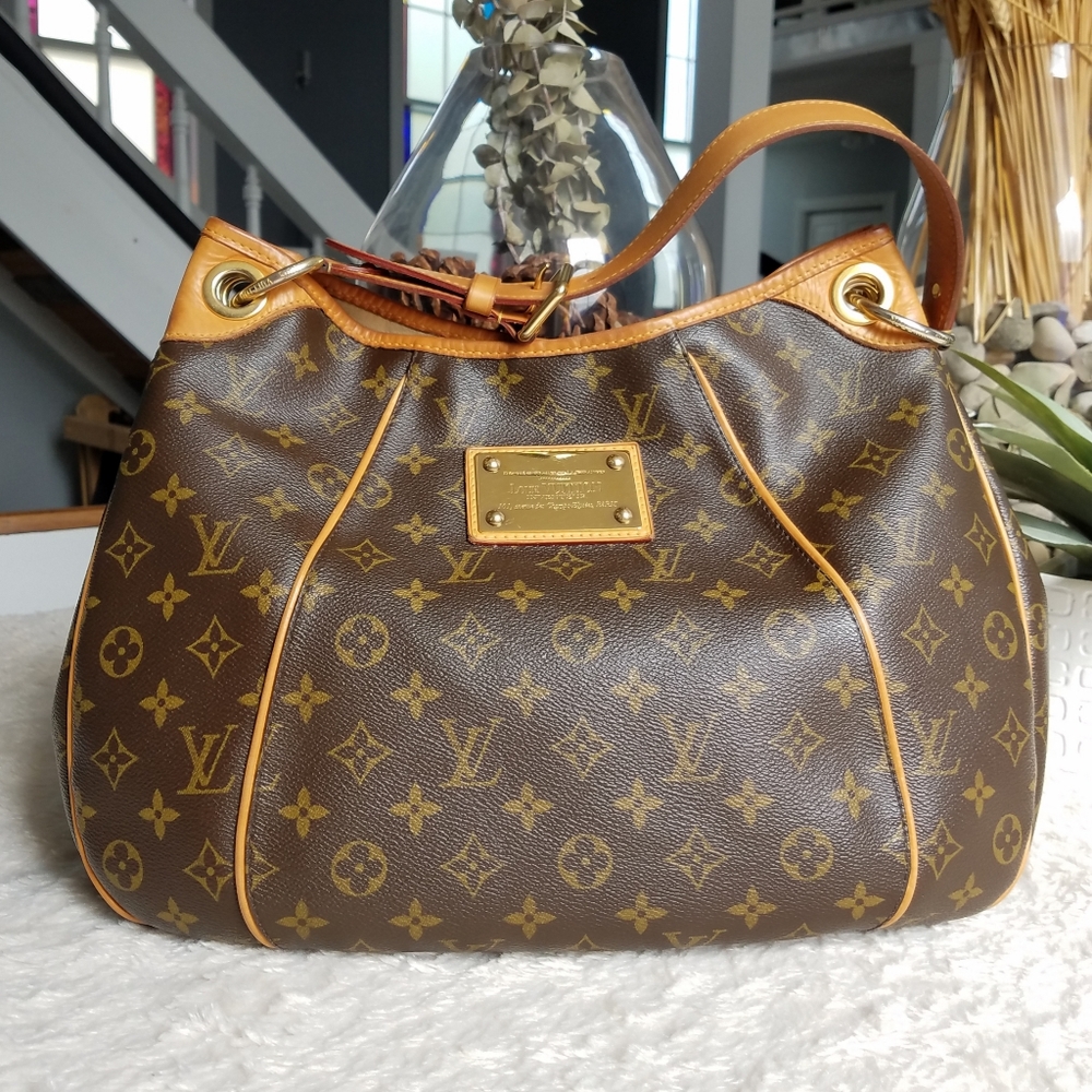 💕Authentic LV Galliera PM Hobo Bag Monogram